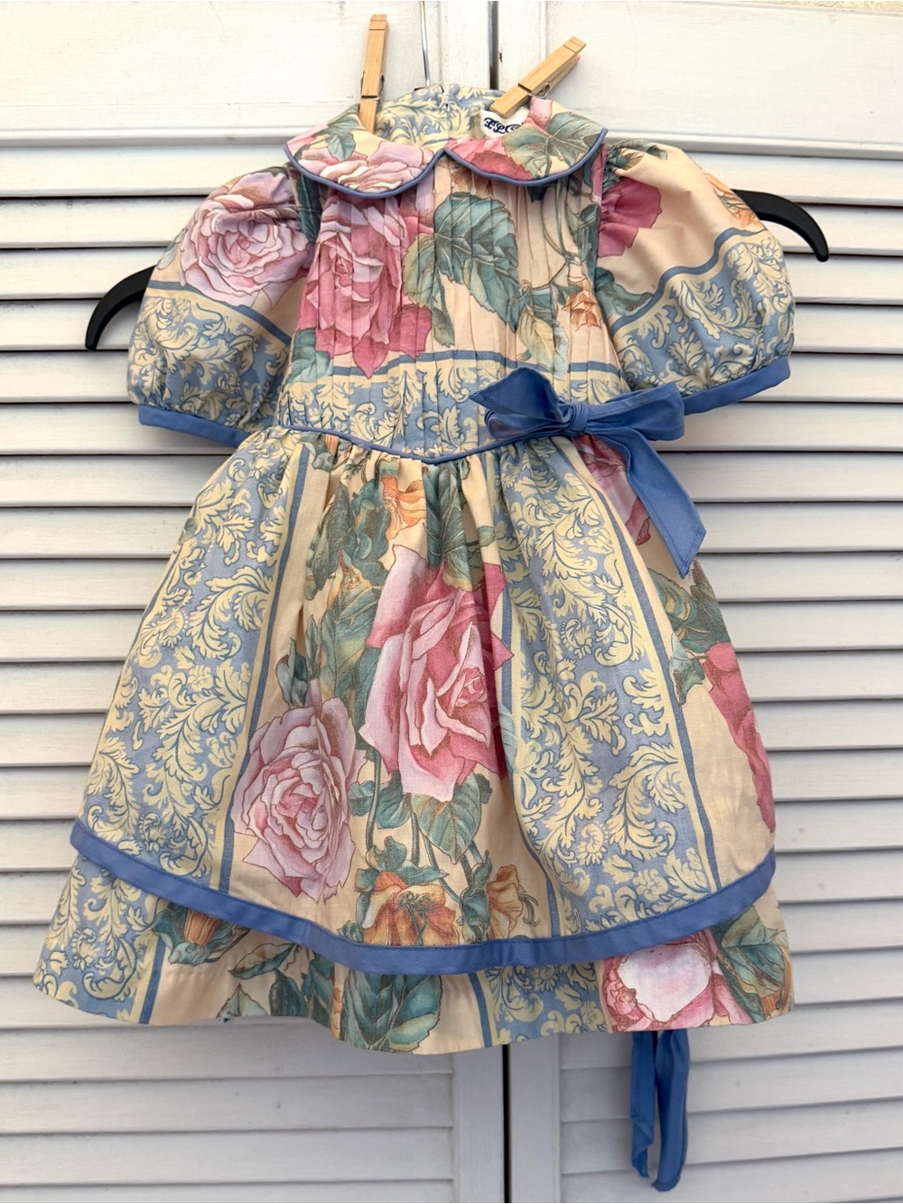 Floral Girls Vintage Dress with petticoats by Florissa New York City —